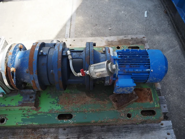 Pump - afbeelding 5 van  6