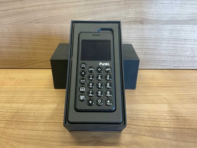 Punkt mp02 dumbphone - afbeelding 1 van  4