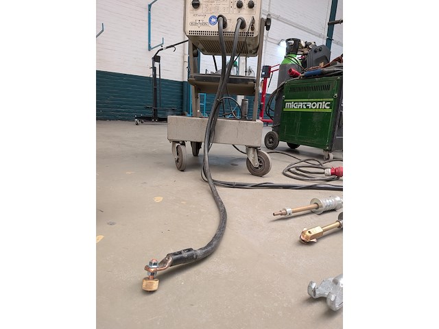 Puntlasapparaat elektron, multispot wst 5000 - afbeelding 19 van  19