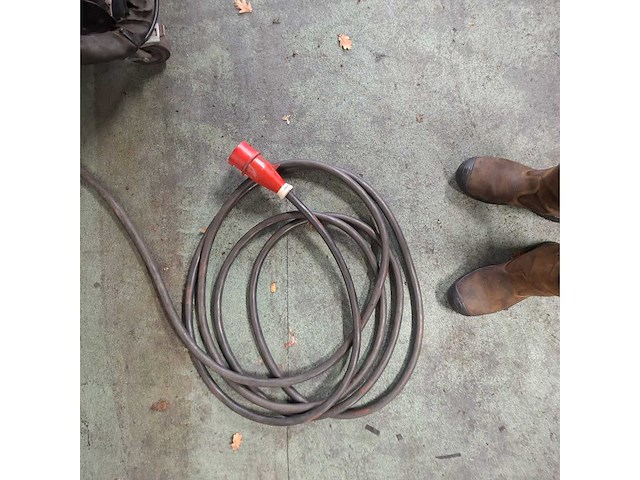 Puntlasmachine - afbeelding 11 van  12