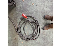 Puntlasmachine - afbeelding 11 van  12