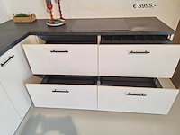 Punto - showroomkeuken met pelgrim apparatuur - afbeelding 3 van  19