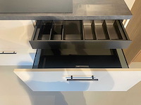 Punto - showroomkeuken met pelgrim apparatuur - afbeelding 7 van  23