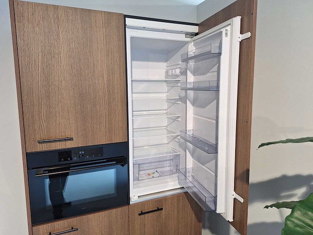 Punto - showroomkeuken met pelgrim apparatuur - afbeelding 9 van  19