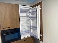Punto - showroomkeuken met pelgrim apparatuur - afbeelding 9 van  18