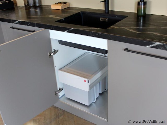 Punto cucina eilandkeuken met apparatenwand - afbeelding 8 van  45