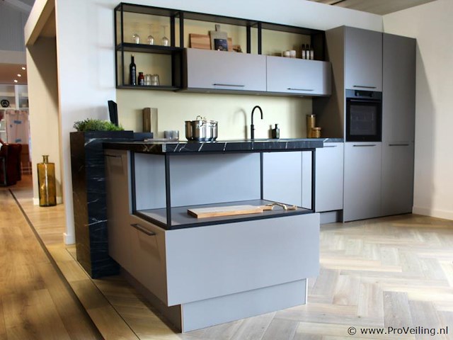 Punto cucina eilandkeuken met apparatenwand - afbeelding 12 van  45