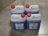Pure zonnebankreiniger - 4 jerrycans á 5ltr - afbeelding 1 van  2