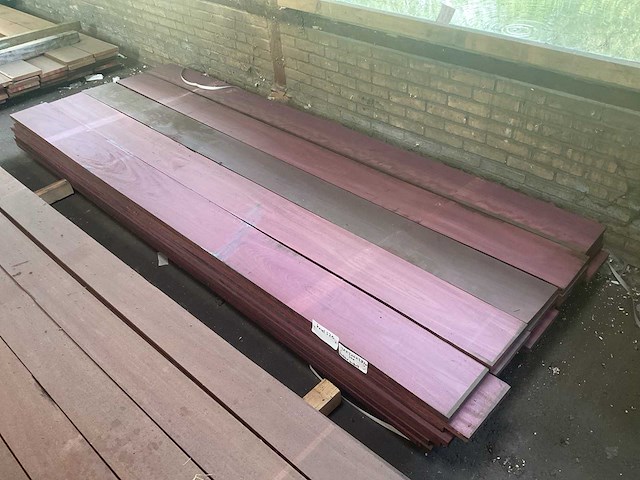 Purperhart geschaafd 25x200x2870 mm (35x) - afbeelding 1 van  4
