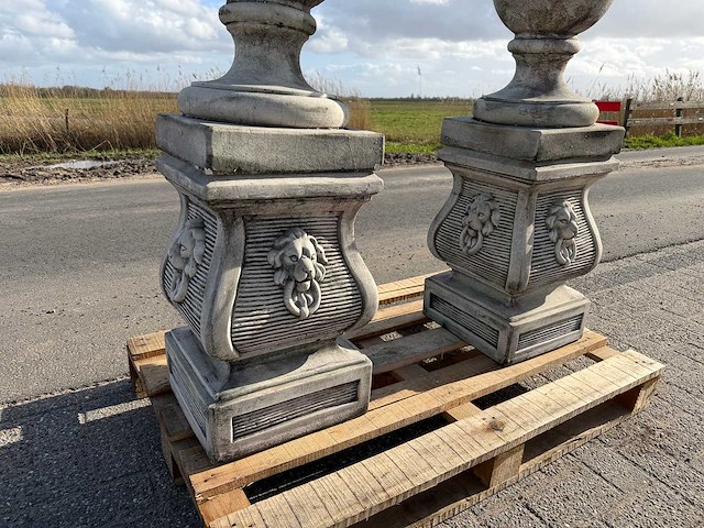 Putti op sokkel(2x) - afbeelding 2 van  6