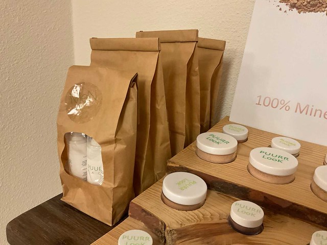 Puurr look gezichts make-up - afbeelding 5 van  5