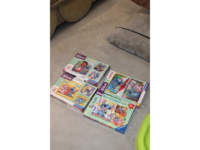 Puzzels clementoni stitch, vier stuks. - afbeelding 2 van  2