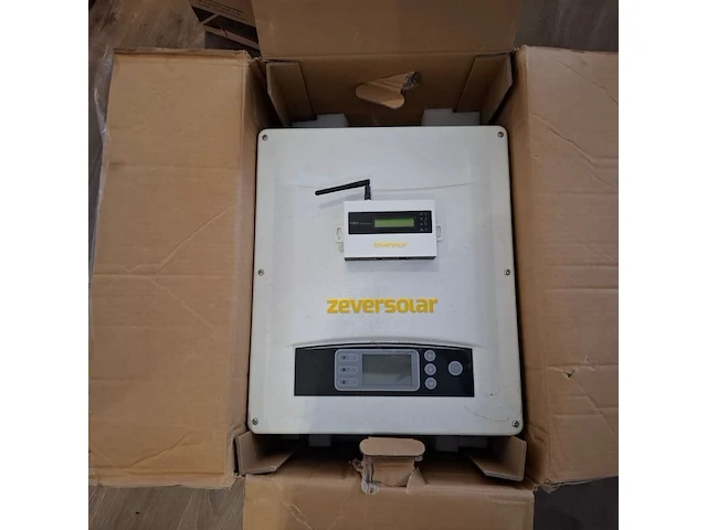 Pv inverter solis, s5-gr3p12k - afbeelding 3 van  7