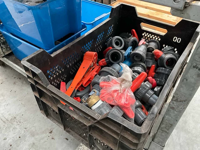 Pvc afsluiters en koppelingen - afbeelding 6 van  8