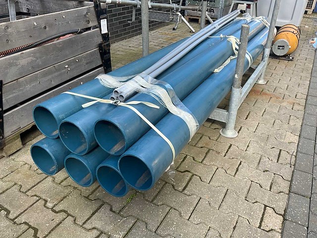 Pvc buis (11x) - afbeelding 1 van  2