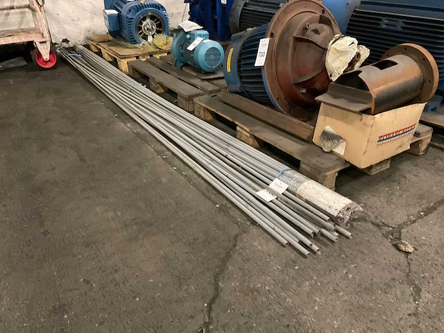 Pvc buizen - afbeelding 1 van  4