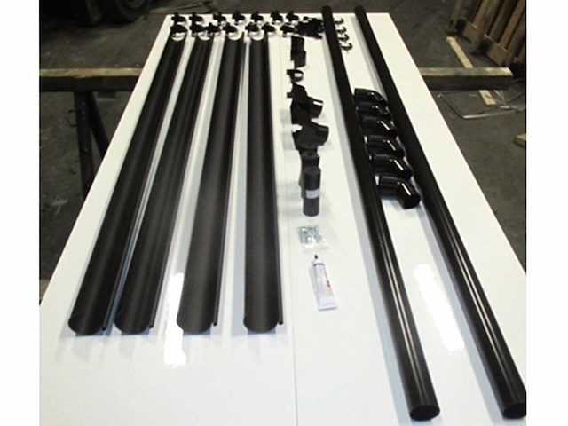 Pvc dakgootset mastgoot - 300x6 cm - afbeelding 1 van  1