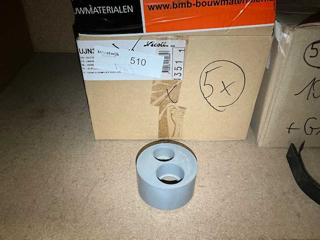 Pvc doorvoer - afbeelding 1 van  3