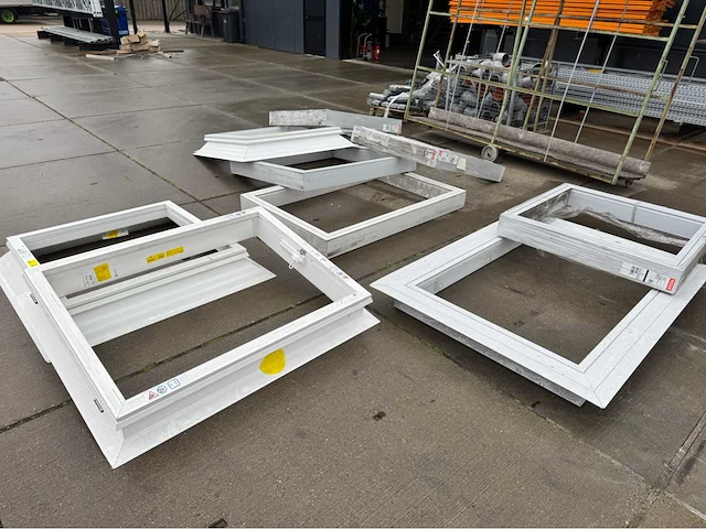 Pvc frames (9x) - afbeelding 1 van  11