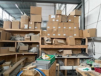 Pvc materiaal en inhoud werkplaats - afbeelding 3 van  18