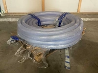 Pvc-slang - afbeelding 1 van  2