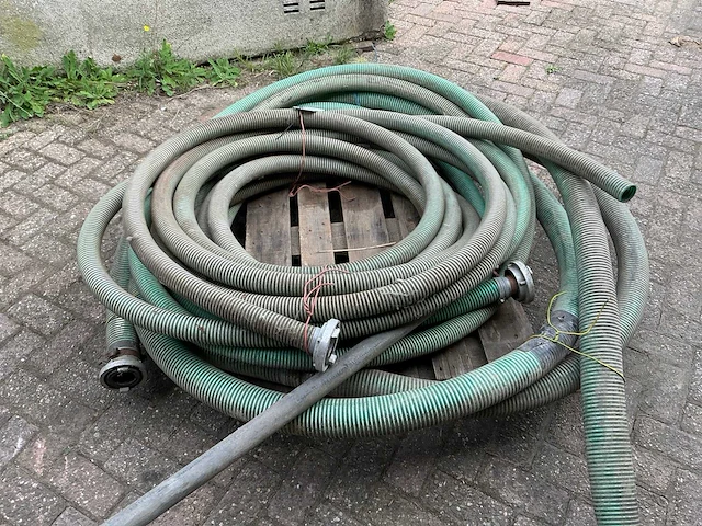 Pvc spiraalslang - afbeelding 2 van  4