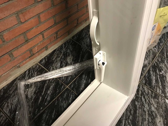 Pvc uitzetraam 1000 × 1600 mm - afbeelding 6 van  9