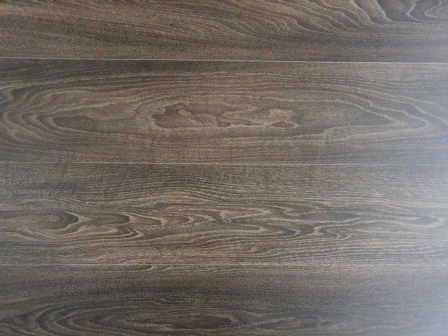 Pvc-vloer 91,2m² purline 1200x200x2,5mm - afbeelding 1 van  4
