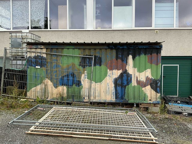 Pyrotechnische container lot van pyrotechnische opslagcontainer met gereedschap - afbeelding 12 van  26