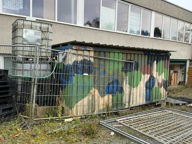 Pyrotechnische container lot van pyrotechnische opslagcontainer met gereedschap - afbeelding 20 van  26
