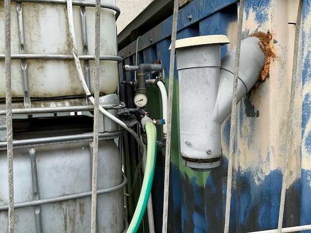 Pyrotechnische container lot van pyrotechnische opslagcontainer met gereedschap - afbeelding 24 van  26