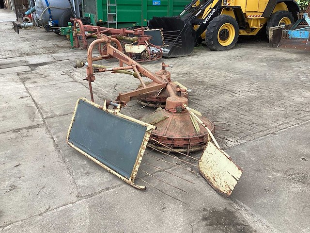 Pz cz 330 grasoogstmachine - afbeelding 5 van  5