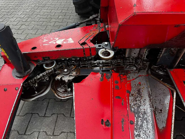 Pz-vicon - mh180s quattro - 4-rij gedragen maishakselaar - afbeelding 10 van  13