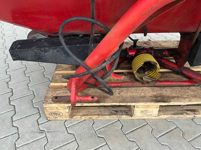 Pz zweegers spectra 800 kunstmeststrooier - afbeelding 14 van  19