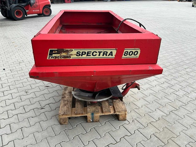 Pz zweegers spectra 800 kunstmeststrooier - afbeelding 3 van  19