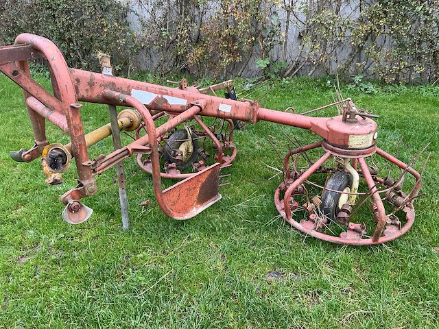 Pz zweegers th serie dubbelrotor hooischudder/hark - afbeelding 14 van  18