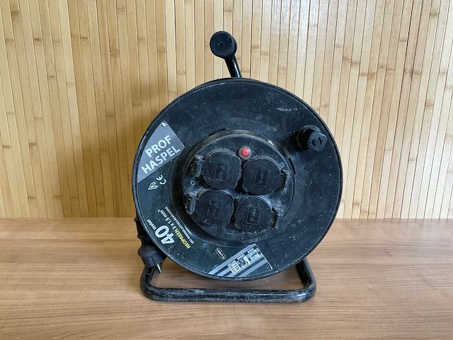 Q-link kabelhaspel | 40 mtr - afbeelding 2 van  3