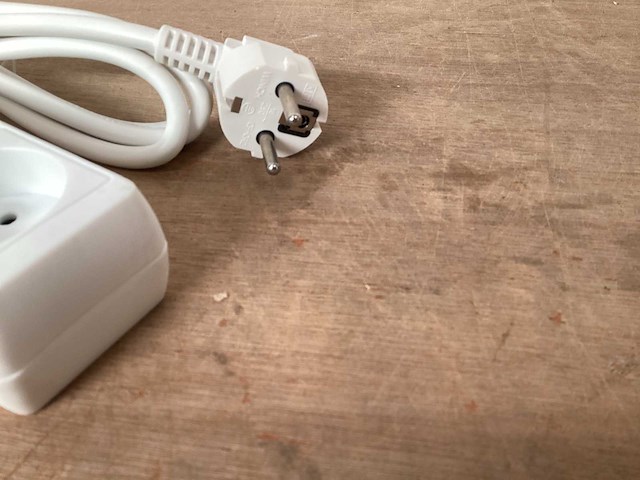 Q-link stekkerdoos 4 voudig, met penaarde (40x) - afbeelding 2 van  4