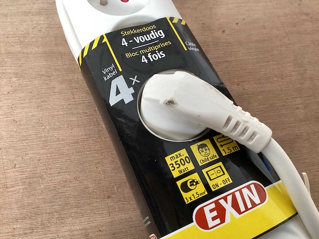 Q-link stekkerdoos 4 voudig, met schakelaar (19x) - afbeelding 3 van  3