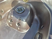 Q spa 6 persoons jacuzzi en buitenspa - afbeelding 3 van  18
