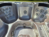 Q spa 6 persoons jacuzzi en buitenspa - afbeelding 7 van  18