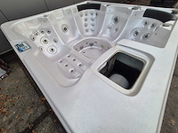 Q spas 5 persoons jacuzzi en buitenspa - afbeelding 9 van  31