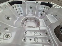 Q spas 5 persoons jacuzzi en buitenspa - afbeelding 11 van  30