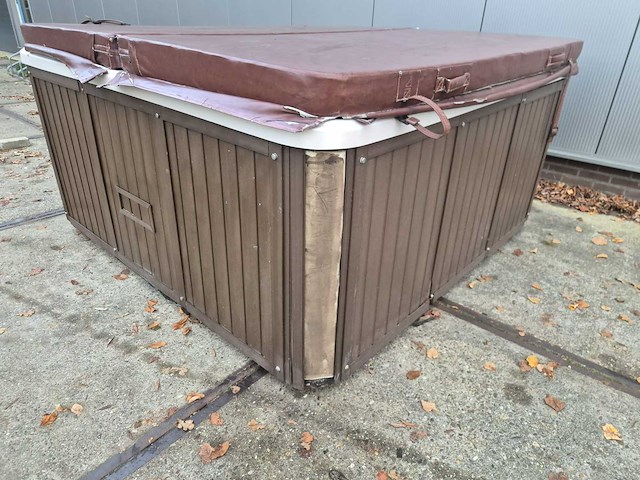 Q spas 5 persoons jacuzzi en buitenspa - afbeelding 28 van  30