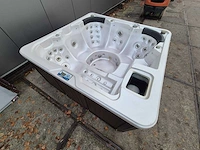 Q spas 5 persoons jacuzzi en buitenspa - afbeelding 4 van  31