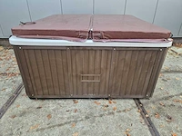 Q spas 5 persoons jacuzzi en buitenspa - afbeelding 25 van  31