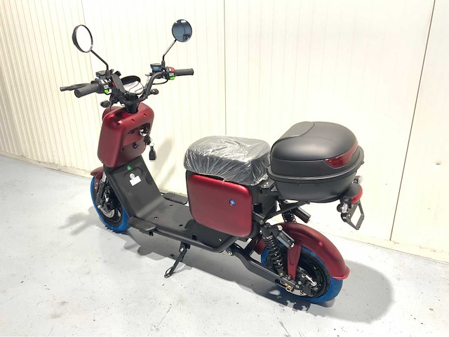 Q3 - elektrische scooter met coc documenten voor nederlands kenteken, cruisecontrol - afbeelding 17 van  22