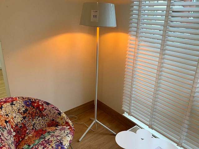 Qazqa vegas vloerlamp - afbeelding 1 van  6