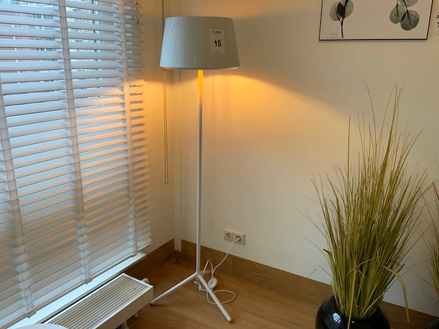 Qazqa vegas vloerlamp - afbeelding 1 van  9