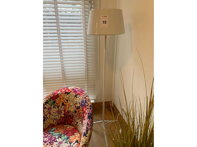 Qazqa vegas vloerlamp - afbeelding 9 van  9